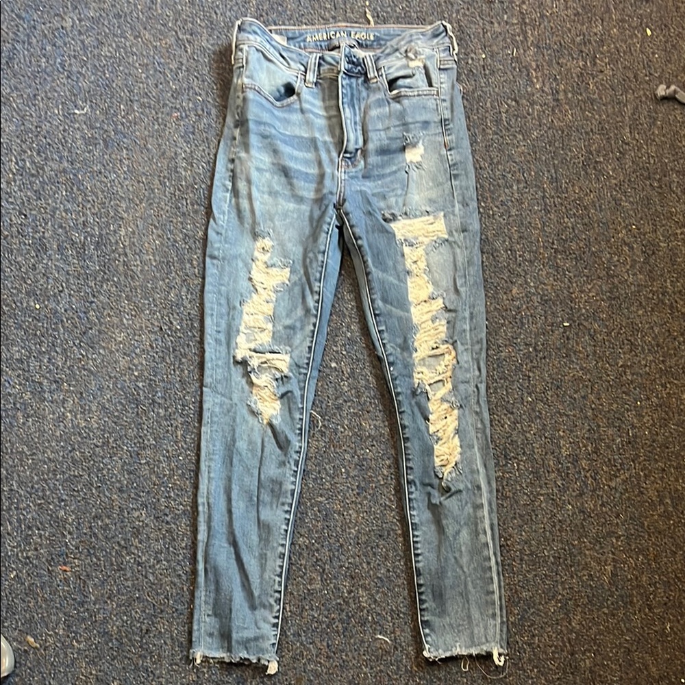American Eagle Distressed Blue Jeans